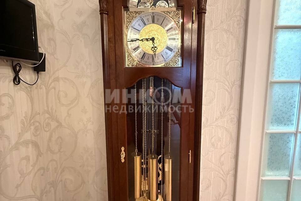 Продаётся 2-этажный дом, 300 м²