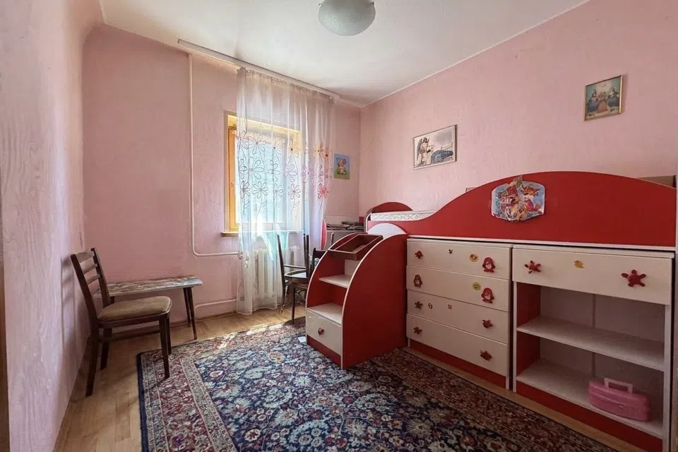 Продаётся 2-этажный дом, 140 м²