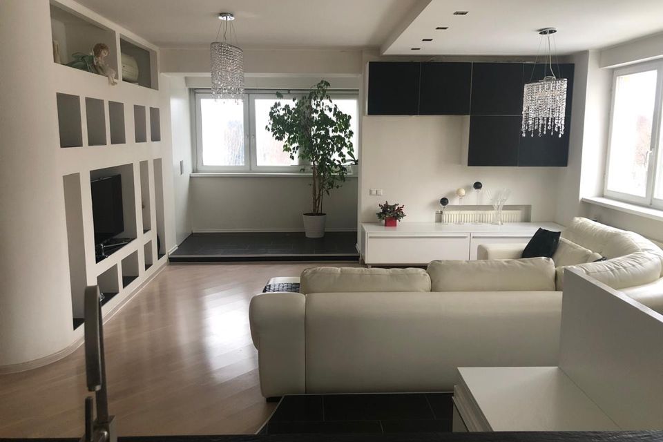 Сдаётся 3-комнатная квартира, 128.2 м²
