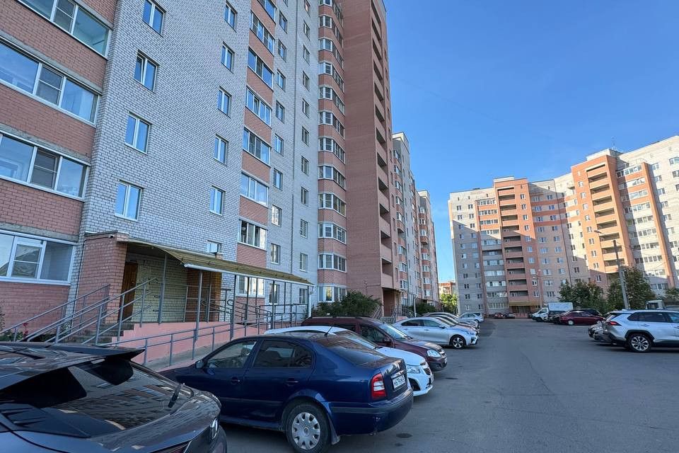 Продаётся 1-комнатная квартира, 46.2 м²