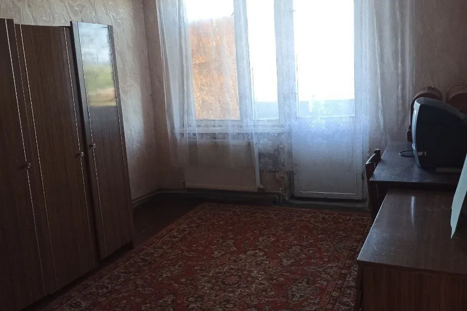 Продаётся 4-комнатная квартира, 81 м²