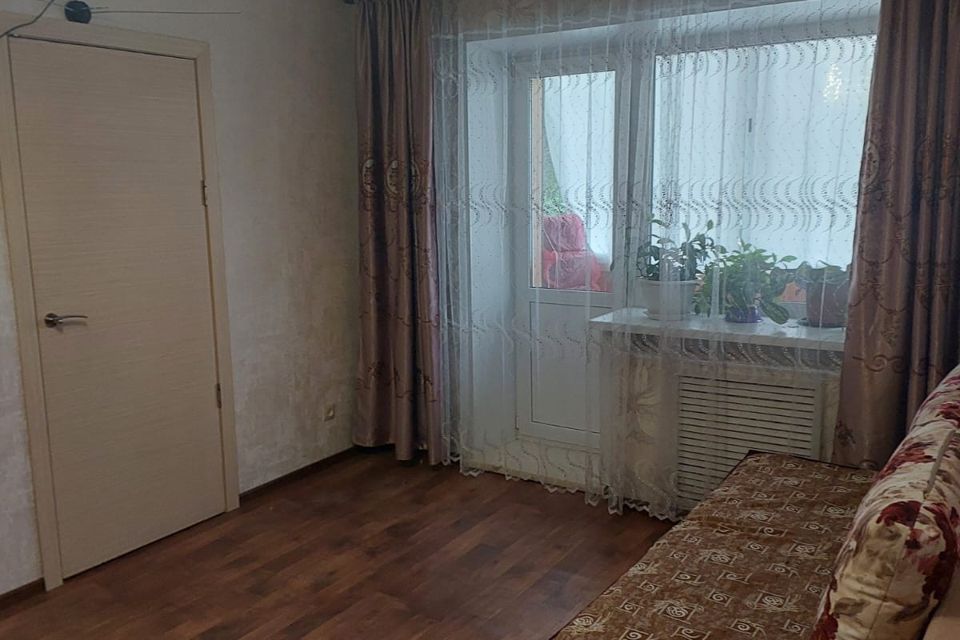 Продаётся 3-комнатная квартира, 43.5 м²