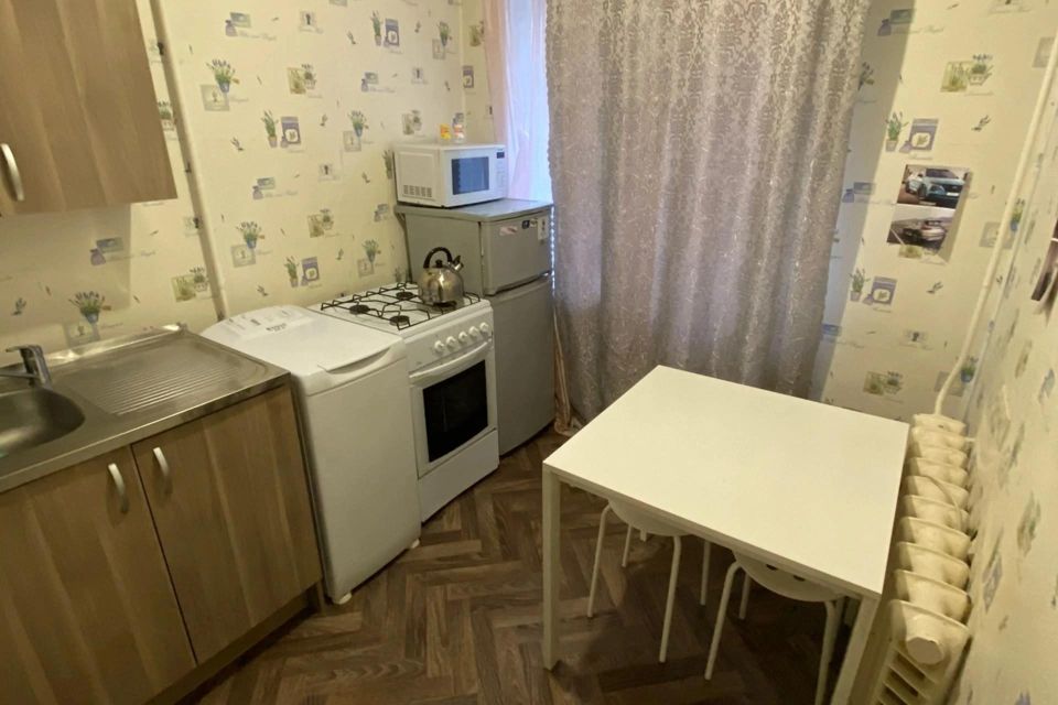 Сдаётся 1-комнатная квартира, 32 м²