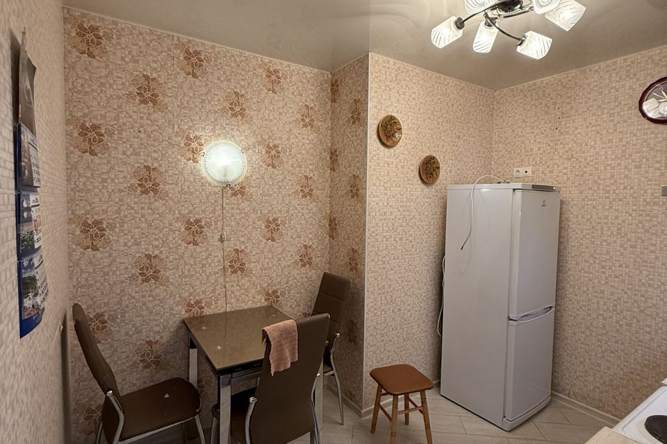 Продаётся 1-комнатная квартира, 39.6 м²
