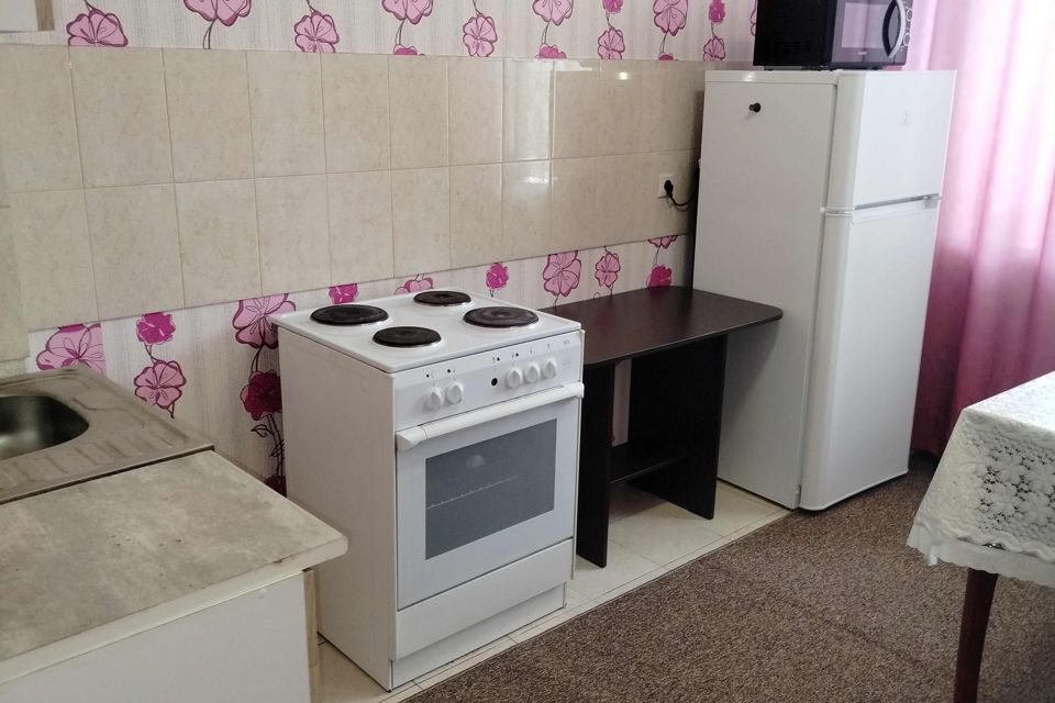 Сдаётся 1-комнатная квартира, 40 м²