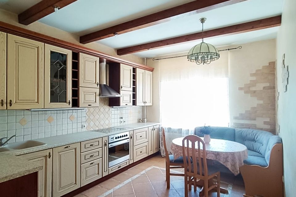 Продаётся 2-комнатная квартира, 69.5 м²