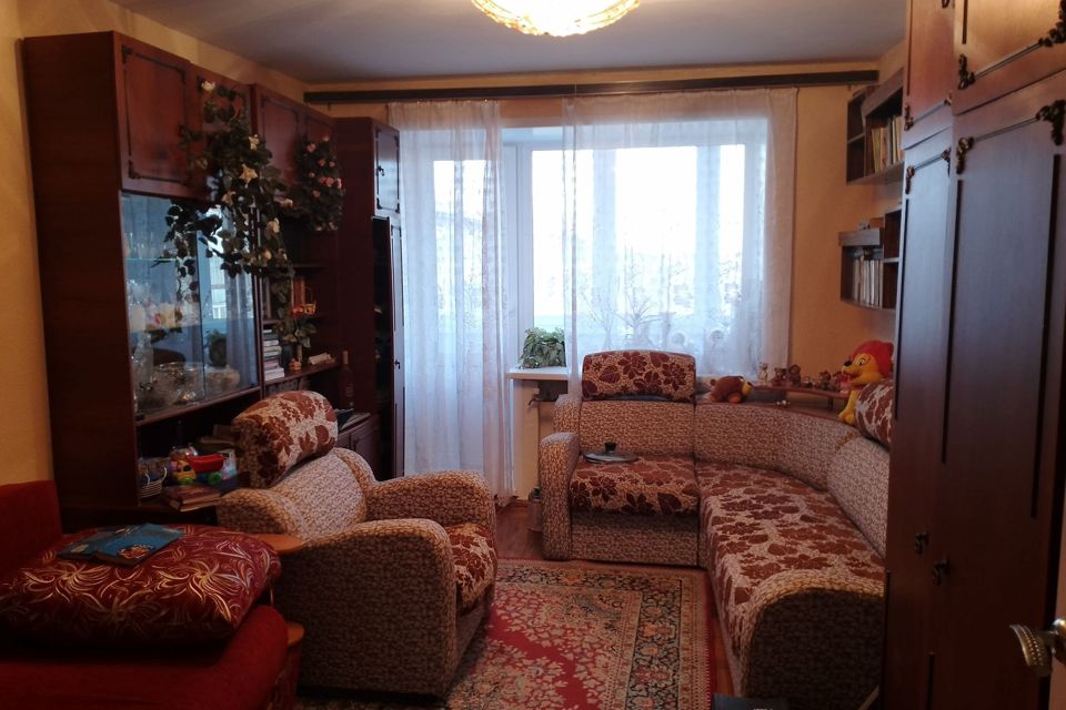 Продаётся 3-комнатная квартира, 63.5 м²