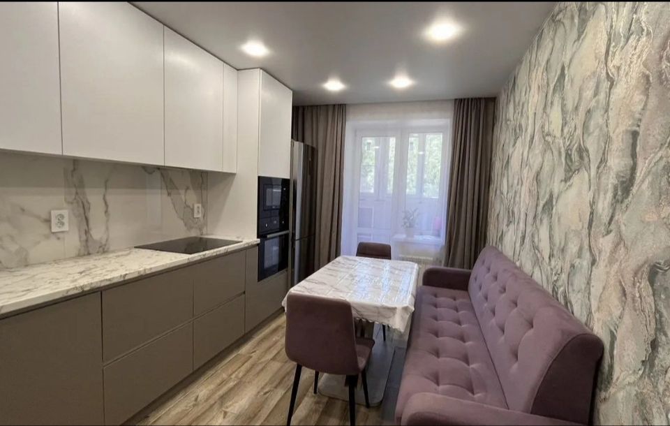 Продаётся 2-комнатная квартира, 60 м²