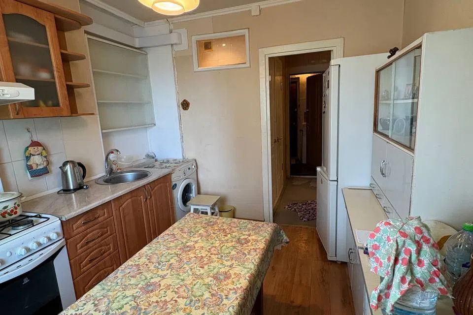 Продаётся 4-комнатная квартира, 65 м²