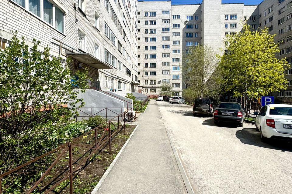 Продаётся 2-комнатная квартира, 49.8 м²