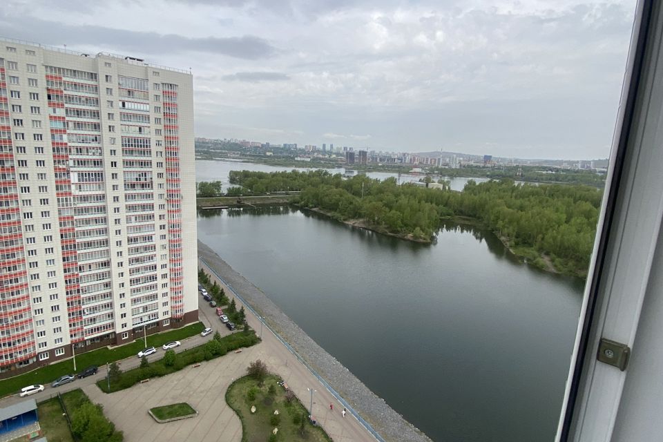 Продаётся 3-комнатная квартира, 73.2 м²