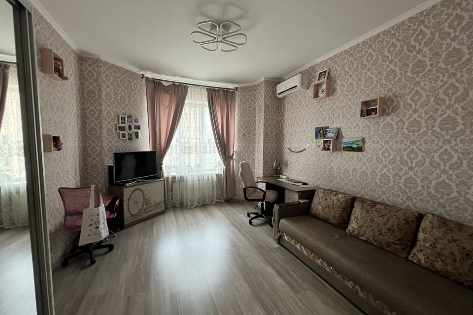 Продаётся 3-комнатная квартира, 78 м²