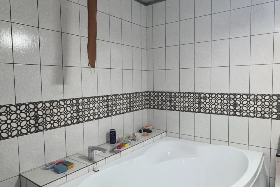 Продаётся 3-этажный дом, 215.5 м²