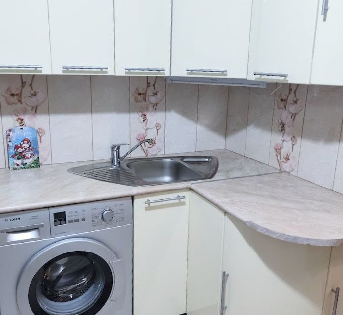 Продаётся 1-комнатная квартира, 35.7 м²