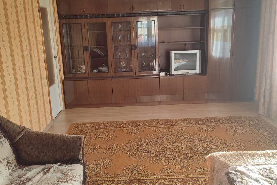 Продаётся 1-комнатная квартира, 41.1 м²
