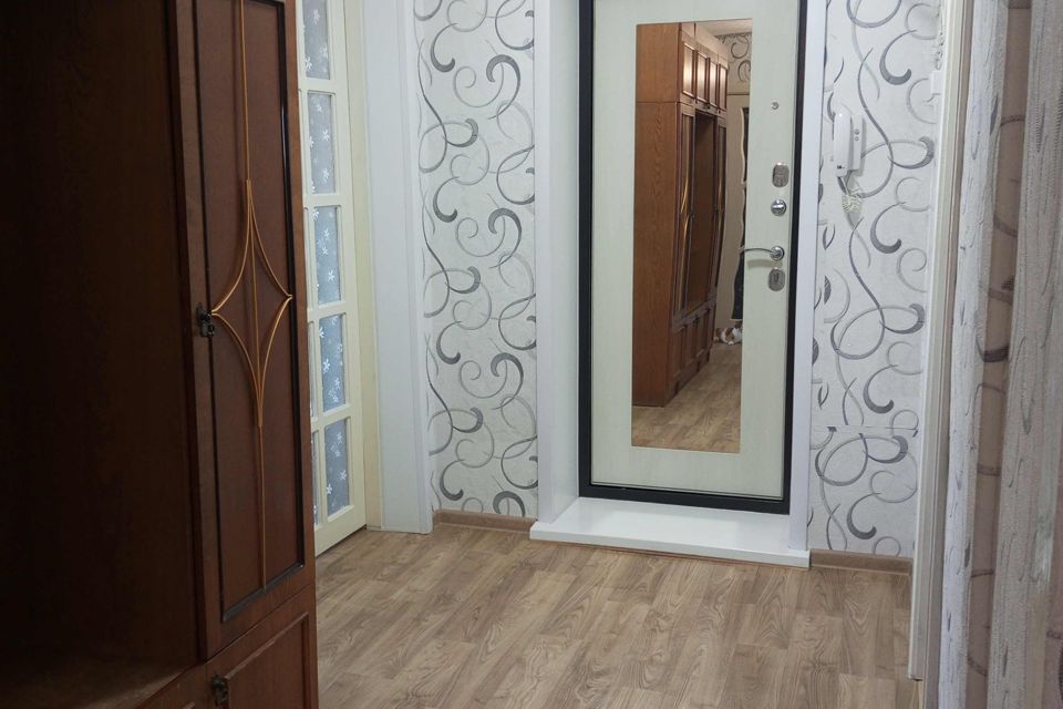 Продаётся 4-комнатная квартира, 79.2 м²