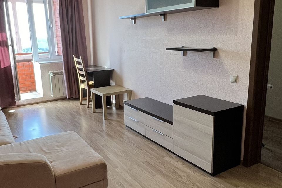 Продаётся 1-комнатная квартира, 46.6 м²