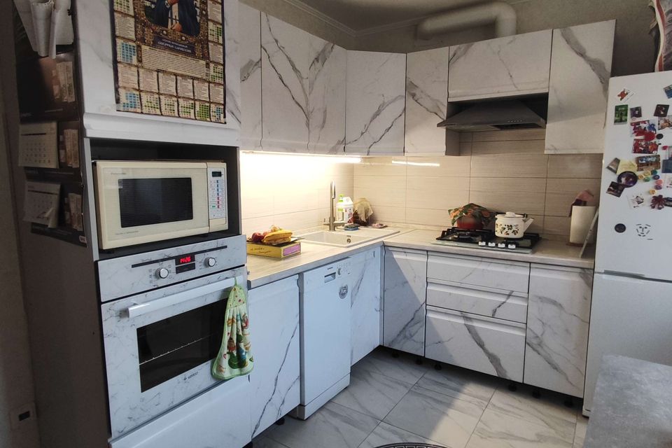 Продаётся 3-комнатная квартира, 72.9 м²