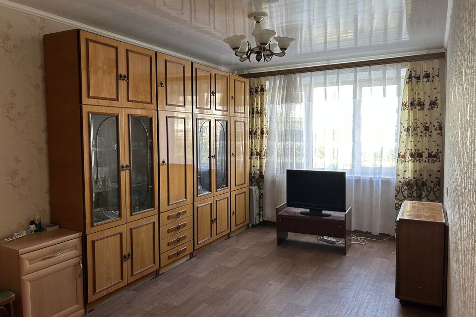 Продаётся 3-комнатная квартира, 65.4 м²