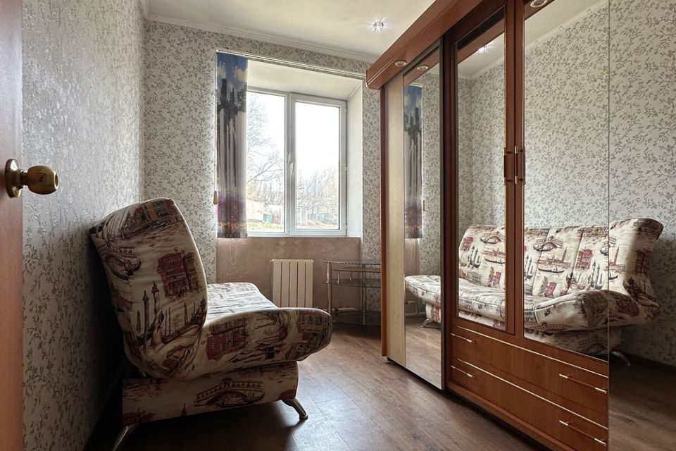 Продаётся 3-комнатная квартира, 54.8 м²