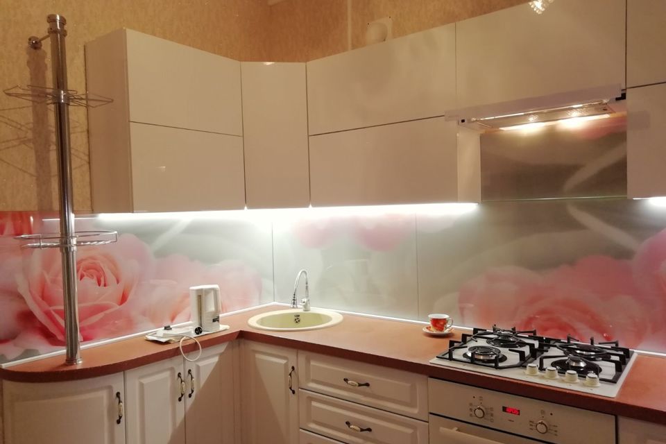 Сдаётся 3-комнатная квартира, 92 м²