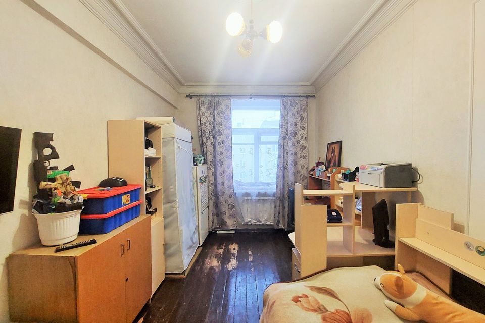 Продаётся комната в 3-комн. квартире, 14.1 м²