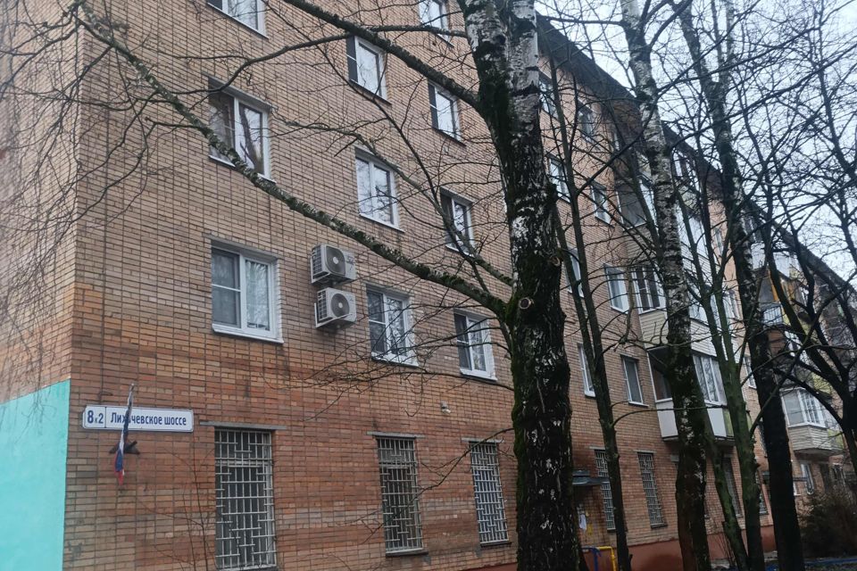 Продаётся 4-комнатная квартира, 60.2 м²