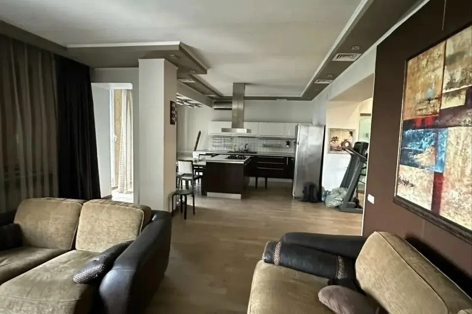 Продаётся 5-комнатная квартира, 125.3 м²