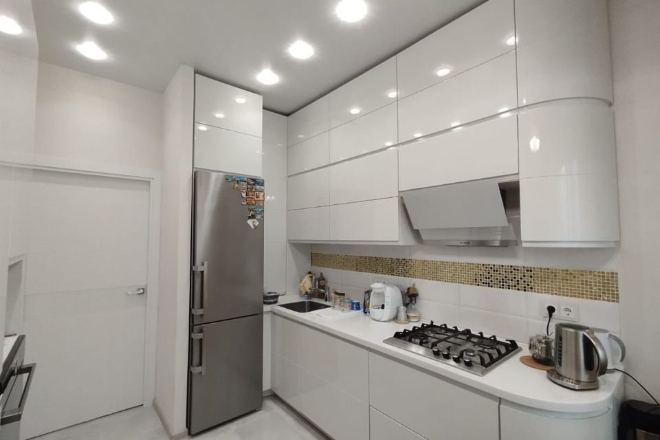 Продаётся 1-комнатная квартира, 46.5 м²