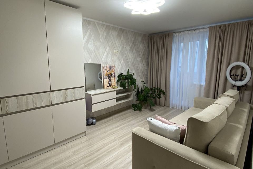 Продаётся 3-комнатная квартира, 71 м²