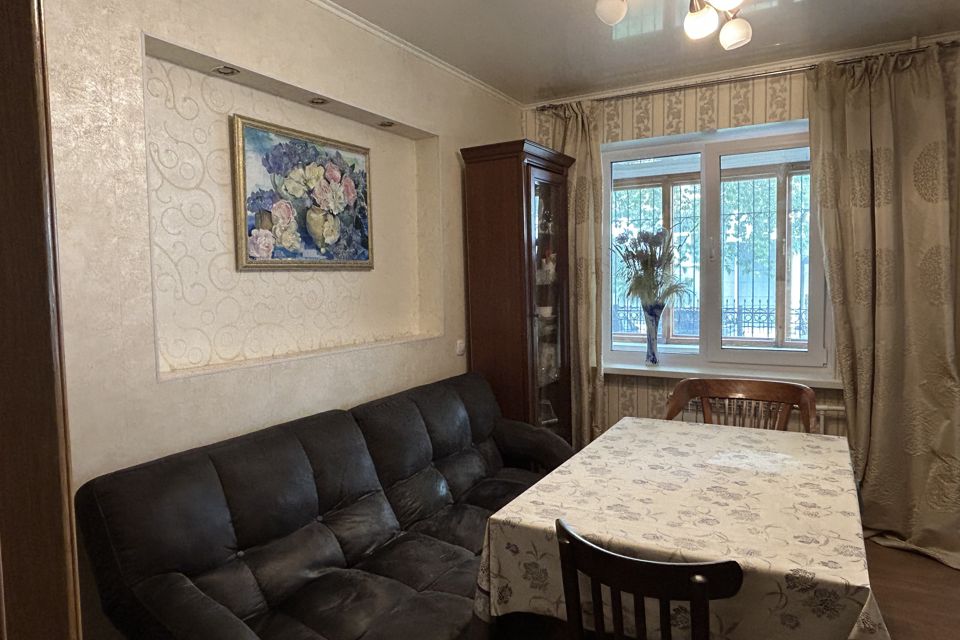 Продаётся 2-комнатная квартира, 57 м²
