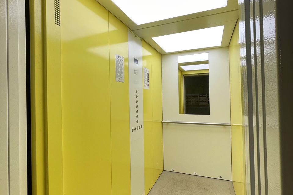 Продаётся 2-комнатная квартира, 91.6 м²