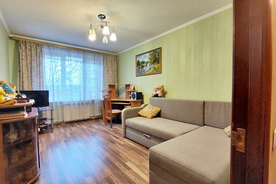 Продаётся 3-комнатная квартира, 58.8 м²