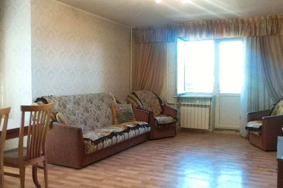 Продаётся 3-комнатная квартира, 92.3 м²