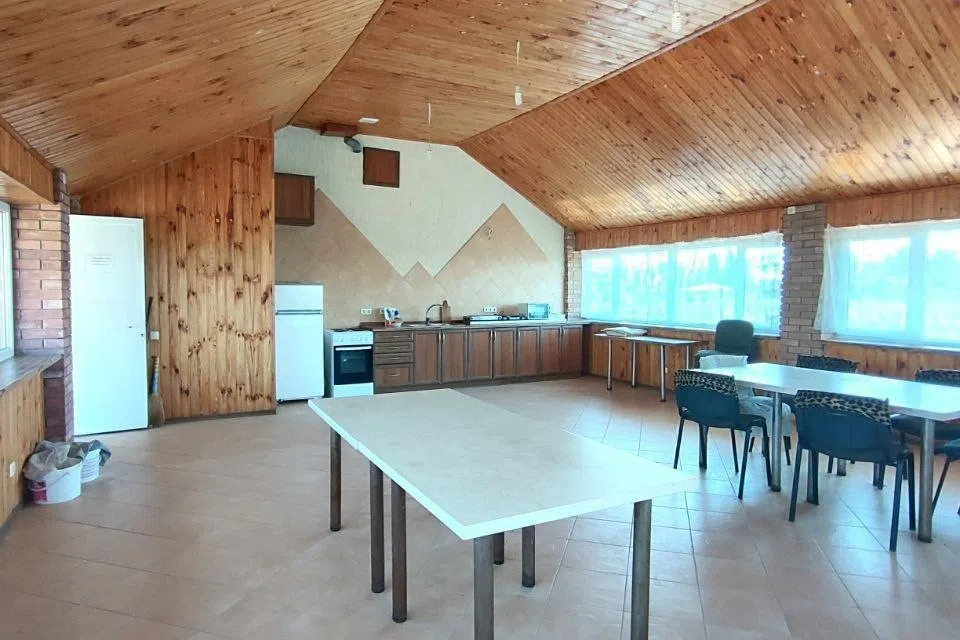 Продаётся помещение своб. назначения, 386 м²