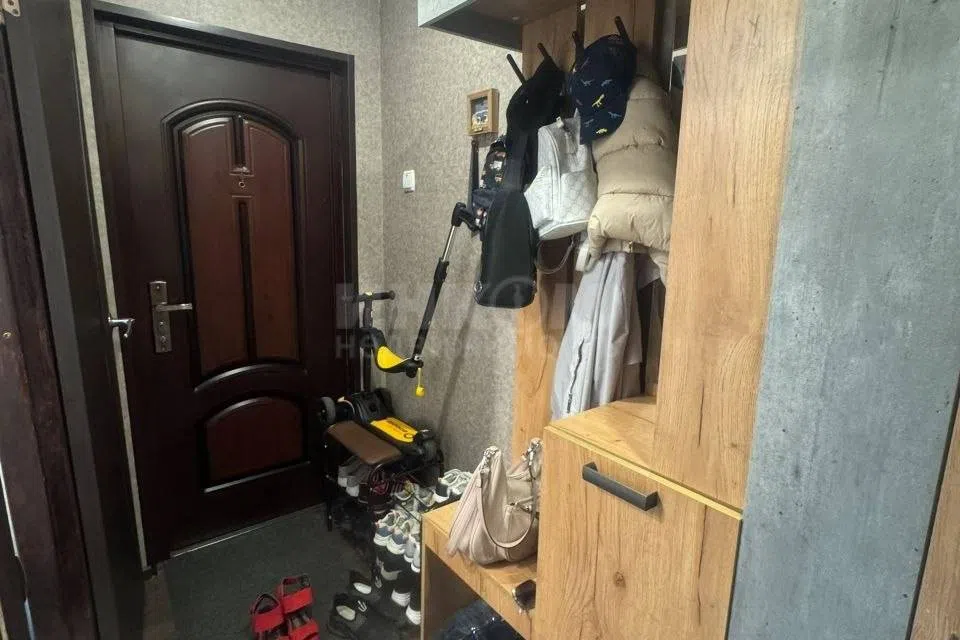 Продаётся 1-комнатная квартира, 32 м²