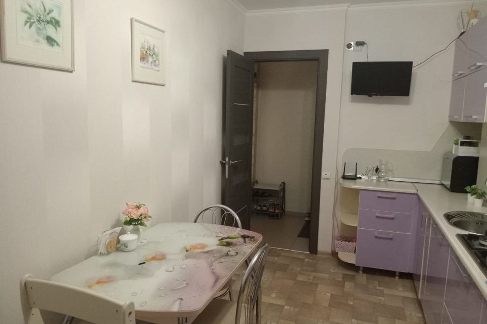 Продаётся 3-комнатная квартира, 65 м²