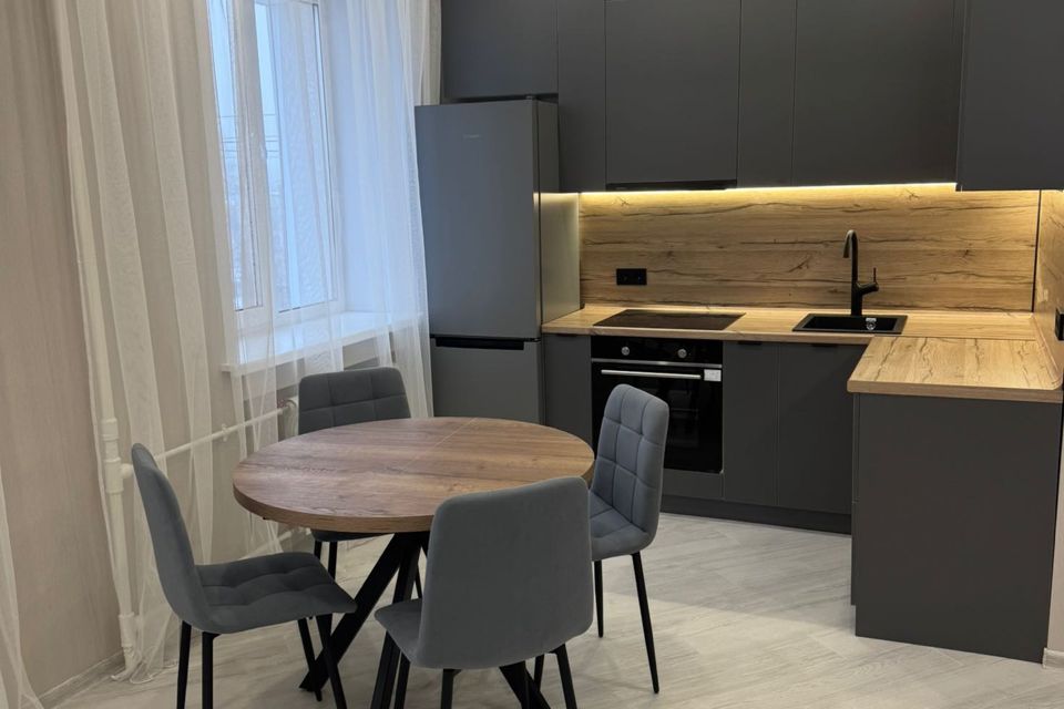 Продаётся 3-комнатная квартира, 63.6 м²