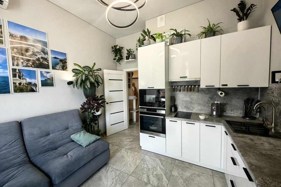 Продаётся 1-комнатная квартира, 46 м²