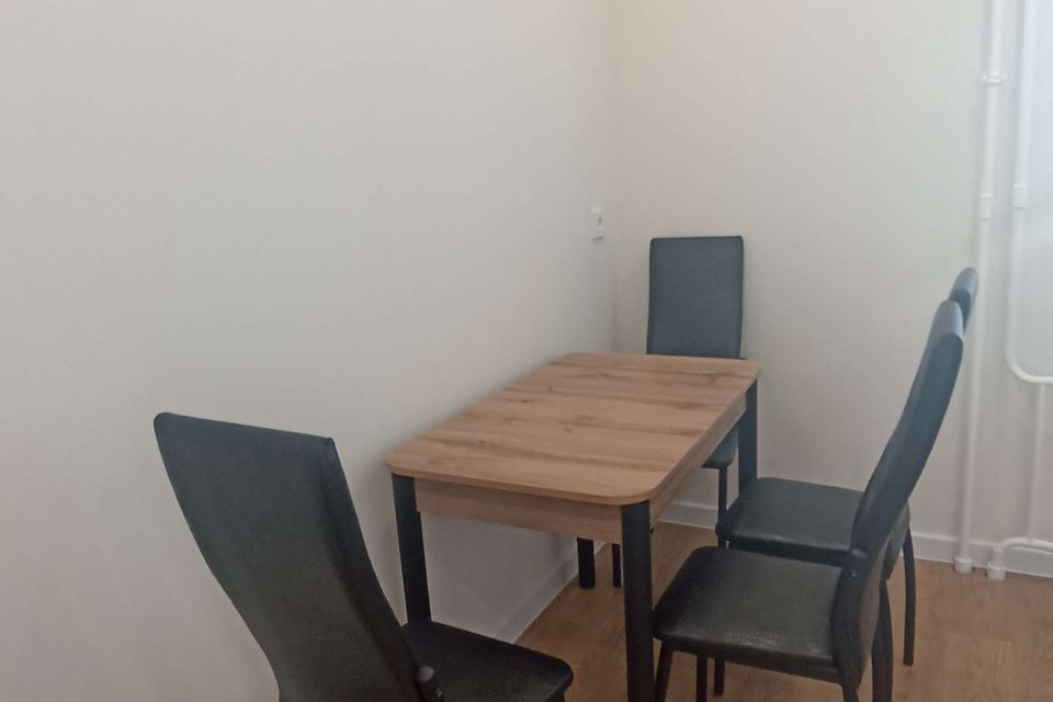 Продаётся 1-комнатная квартира, 38.8 м²