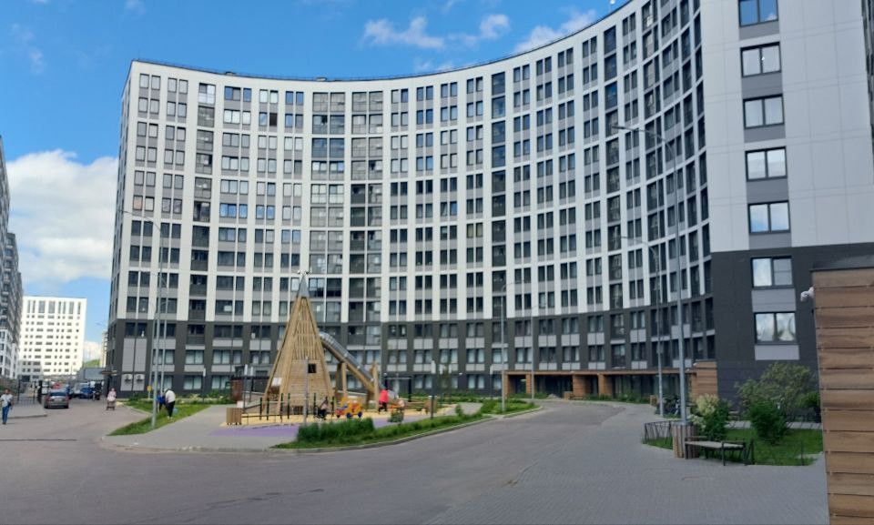 Продаётся 2-комнатная квартира, 71.77 м²