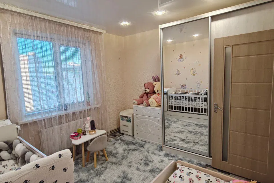 Продаётся 4-комнатная квартира, 85 м²