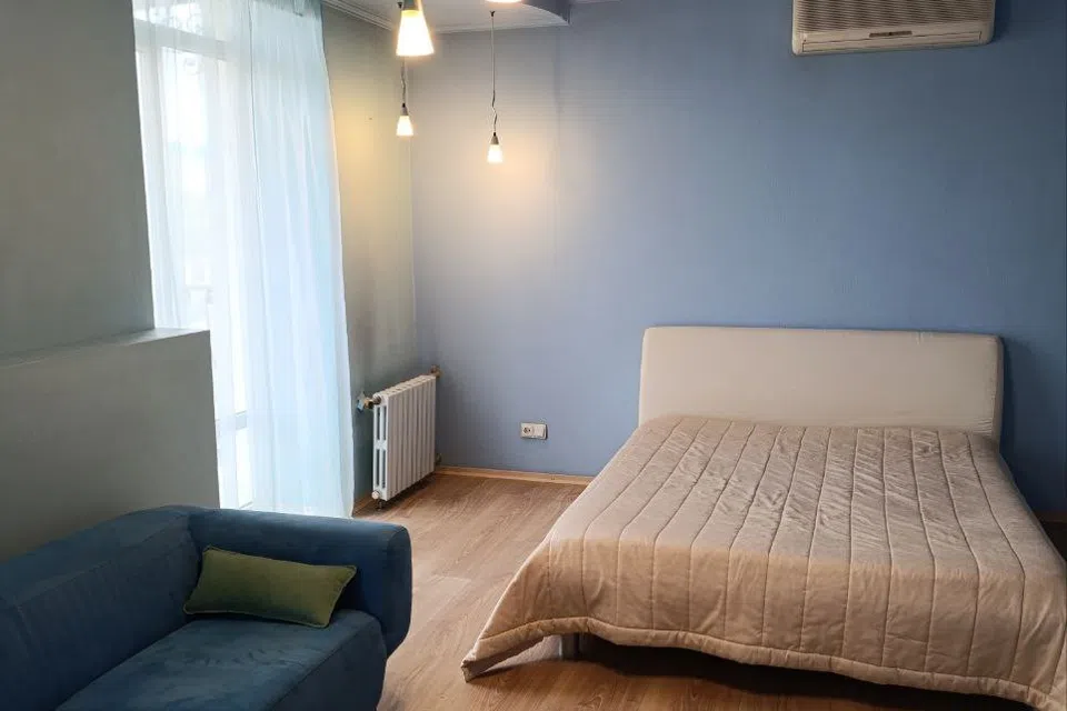 Продаётся 4-комнатная квартира, 153 м²