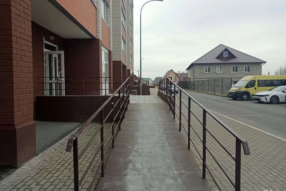Продаётся 4-комнатная квартира, 115 м²