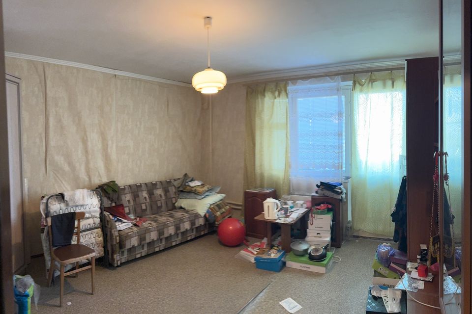 Продаётся комната в 3-комн. квартире, 18.3 м²