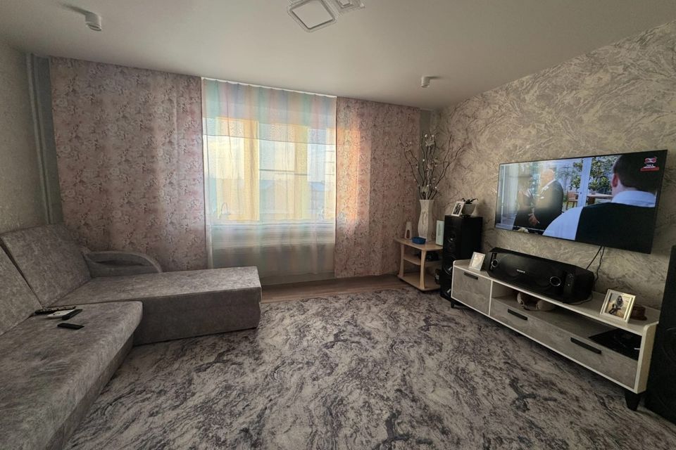 Продаётся 1-комнатная квартира, 40.7 м²