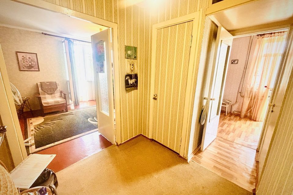 Продаётся 1-комнатная квартира, 37.9 м²