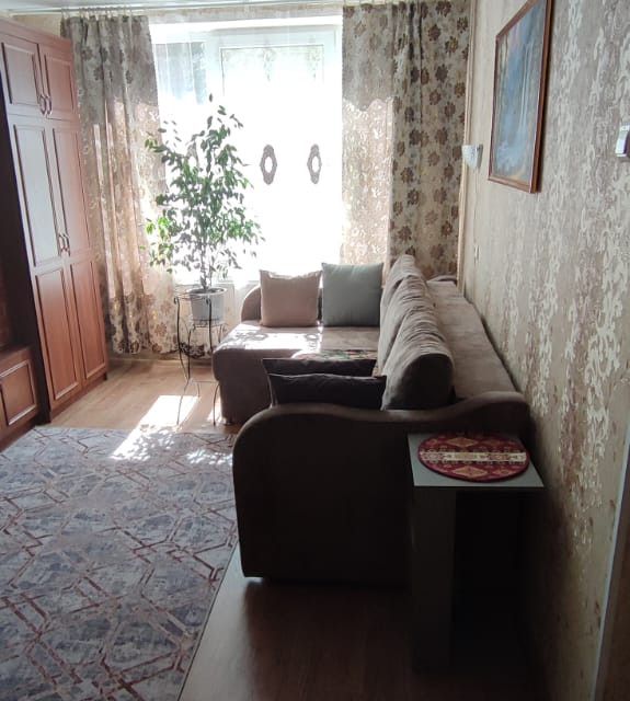Продаётся 3-комнатная квартира, 59.3 м²