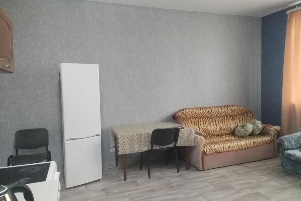 Сдаётся 2-комнатная квартира, 60 м²