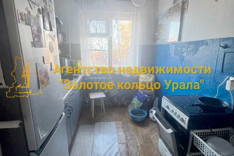Продаётся комната в 1-комн. квартире, 99 м²